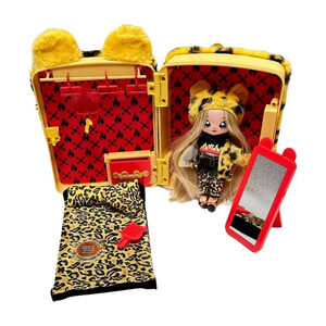 Na Na Na Surprise With Jennel Jaguar Doll Playset 3-in-1 Backpack Bedroom